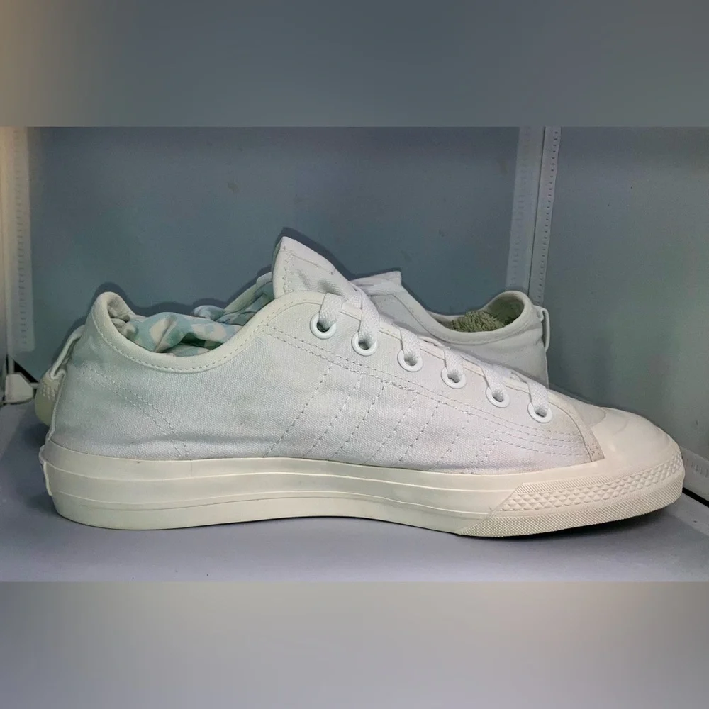 Adidas Nizza RF Triple White Men 10/Womens 11.5 - Picture 9 of 13